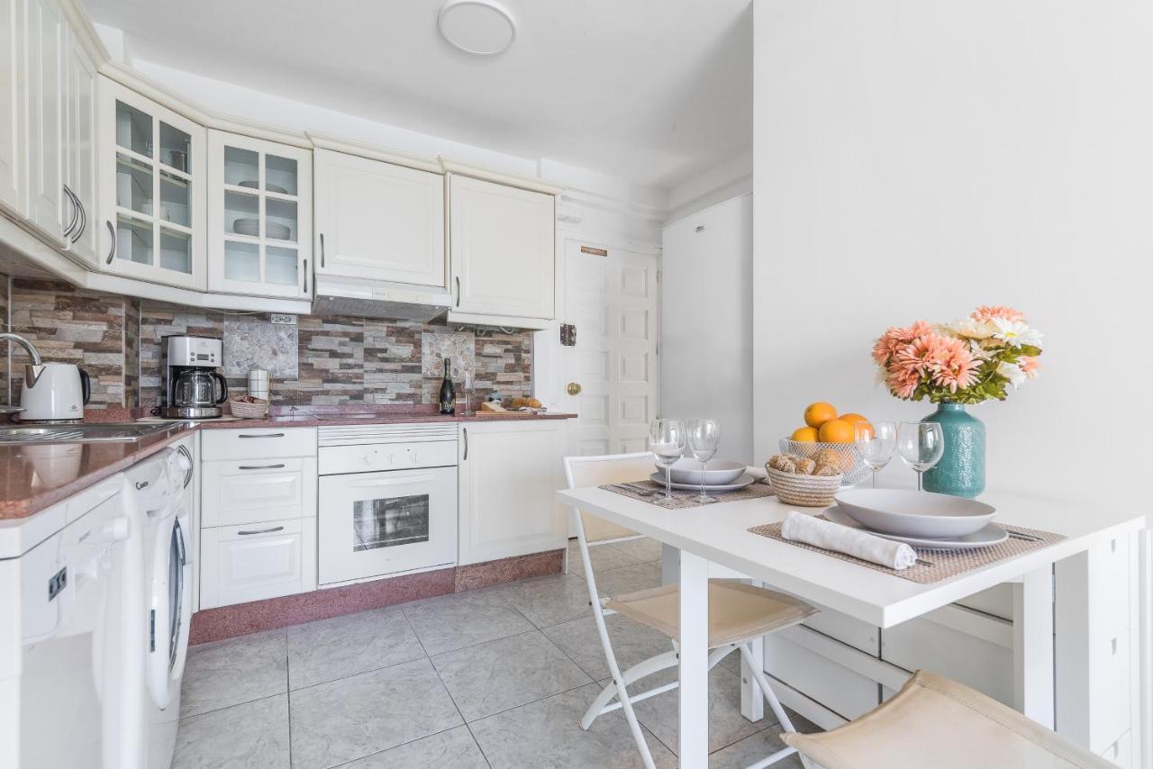 Chic, Cosy & Quiet Apartment Near The Beach Mogan Bagian luar foto