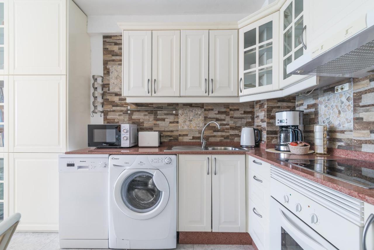 Chic, Cosy & Quiet Apartment Near The Beach Mogan Bagian luar foto